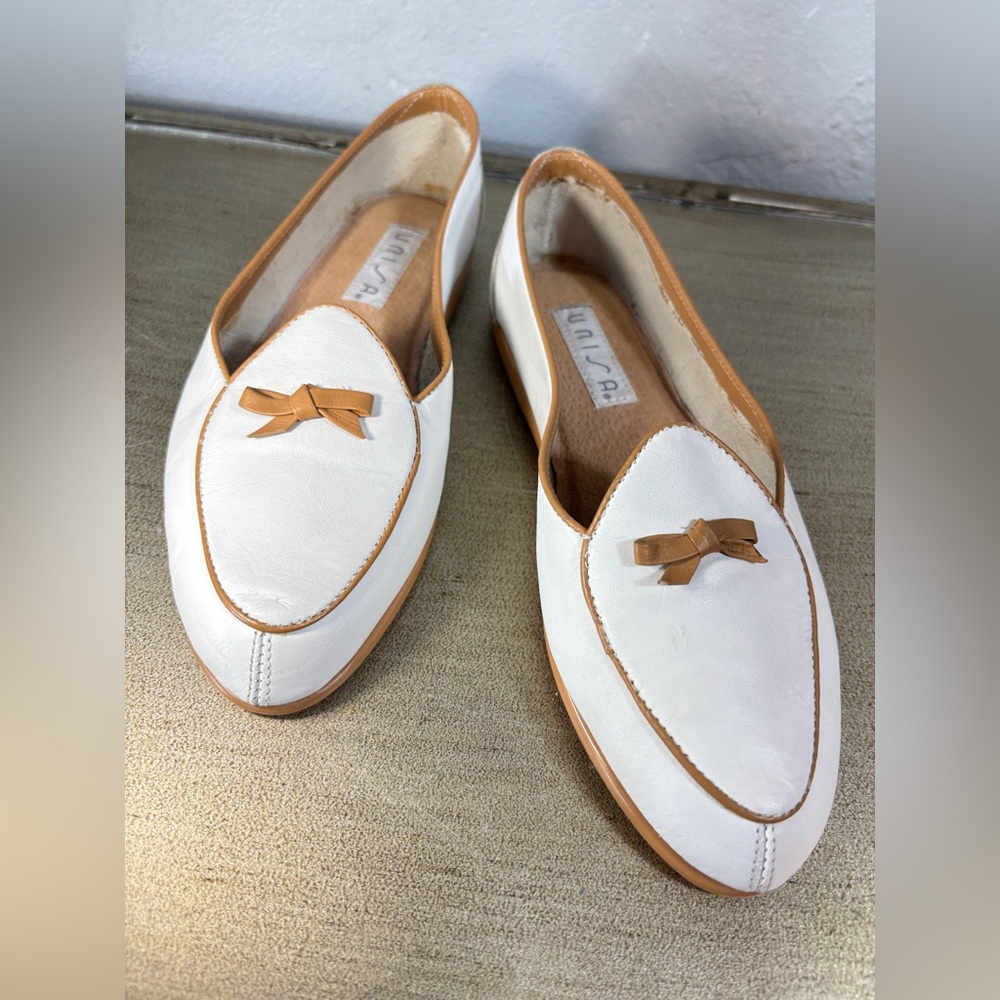 Classic White Unisa Loafer with Pink Bow Accent